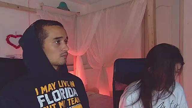 Snapshot of Laila_asher chatting on December 16, 2025, 5:11 am Laila asher online show from December 16, 2025, 5:11 am