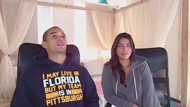 Snapshot of Laila_asher chatting on November 25, 2025, 6:19 pm Laila asher online show from November 25, 2025, 6:19 pm