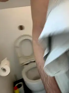 Woodchip online show from November 1, 2025, 1:16 pm