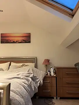 Snapshot of Woodchip chatting on December 20, 2025, 8:06 am Woodchip online show from December 20, 2025, 8:06 am