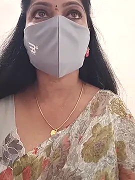 Snapshot of shivani27 chatting on December 4, 2025, 12:26 pm shivani27 online show from December 4, 2025, 12:26 pm