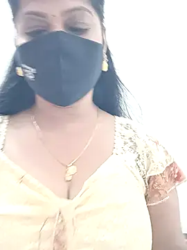 Snapshot of shivani27 chatting on November 23, 2025, 6:23 am shivani27 online show from November 23, 2025, 6:23 am