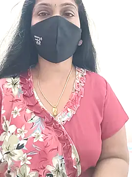 Snapshot of shivani27 chatting on April 11, 2026, 9:02 am shivani27 online show from April 11, 2026, 9:02 am