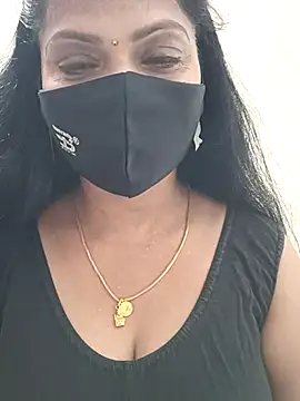 Snapshot of shivani27 chatting on December 1, 2025, 5:36 pm shivani27 online show from December 1, 2025, 5:36 pm