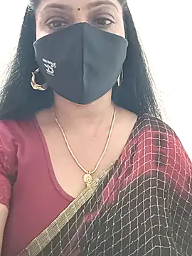 Snapshot of shivani27 chatting on December 18, 2025, 8:41 am shivani27 online show from December 18, 2025, 8:41 am