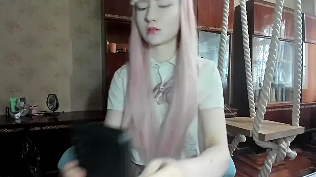 kioshi kiss online show from November 7, 2025, 11:26 am