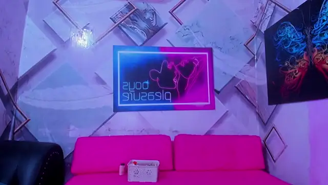 Snapshot of rhabena_boysex chatting on March 2, 2026, 2:12 am rhabena boysex online show from March 2, 2026, 2:12 am