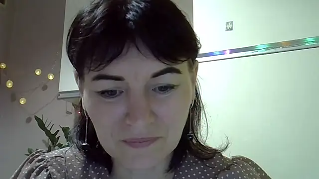 Snapshot of Krystal_82 chatting on October 12, 2025, 8:54 pm Krystal 82 online show from October 12, 2025, 8:54 pm