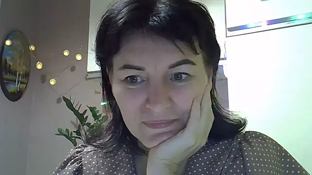 Snapshot of Krystal_82 chatting on October 5, 2025, 7:15 pm Krystal 82 online show from October 5, 2025, 7:15 pm