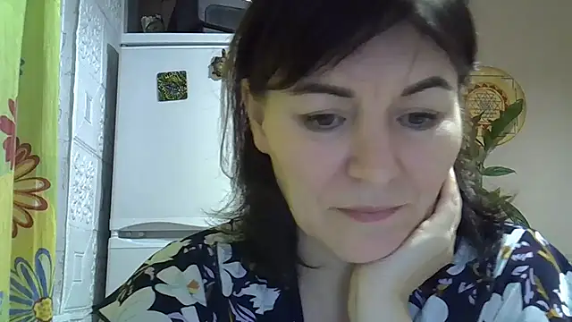 Snapshot of Krystal_82 chatting on November 22, 2025, 7:35 pm Krystal 82 online show from November 22, 2025, 7:35 pm