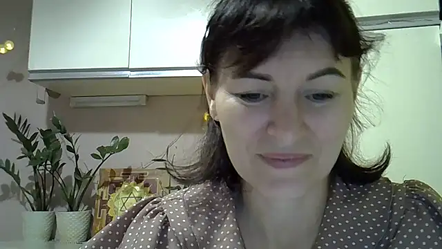 Snapshot of Krystal_82 chatting on September 22, 2025, 8:26 pm Krystal 82 online show from September 22, 2025, 8:26 pm