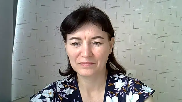 Snapshot of Krystal_82 chatting on September 27, 2025, 10:10 am Krystal 82 online show from September 27, 2025, 10:10 am