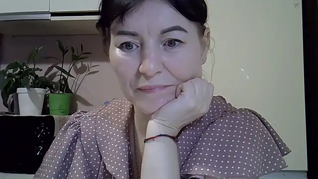 Krystal 82 online show from February 24, 2026, 7:26 pm