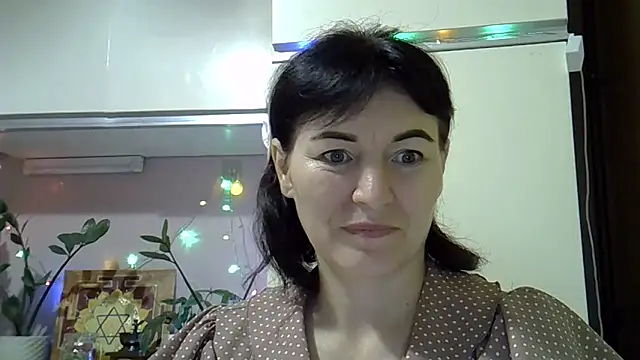 Snapshot of Krystal_82 chatting on September 24, 2025, 6:36 pm Krystal 82 online show from September 24, 2025, 6:36 pm