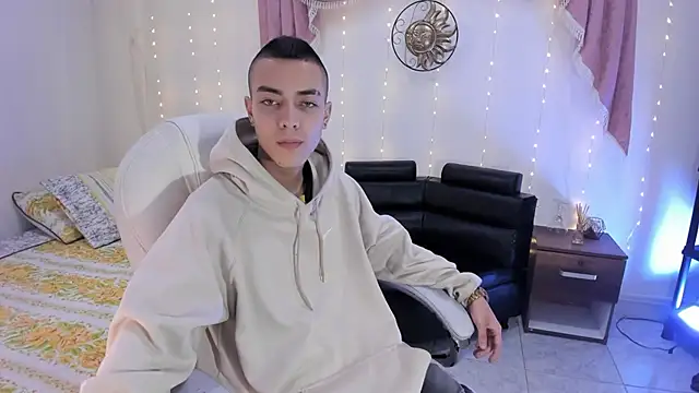 Snapshot of Dereck_Boy8 chatting on October 8, 2025, 8:31 pm Dereck Boy8 online show from October 8, 2025, 8:31 pm