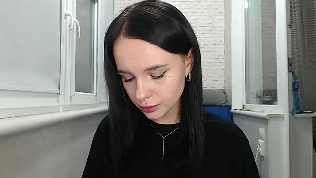 Snapshot of Blair_Yates chatting on October 28, 2025, 7:35 pm Blair Yates online show from October 28, 2025, 7:35 pm