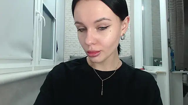 Snapshot of Blair_Yates chatting on November 26, 2025, 4:56 am Blair Yates online show from November 26, 2025, 4:56 am