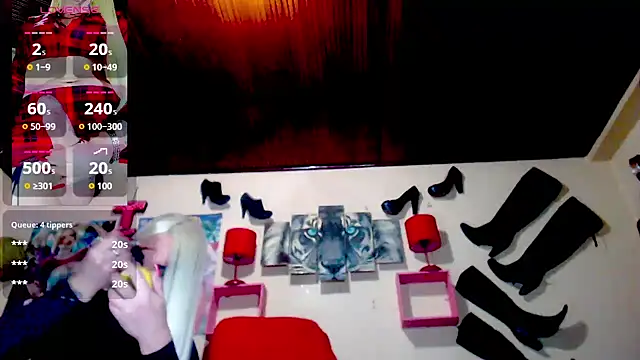 blondehot5v online show from October 6, 2025, 12:28 pm