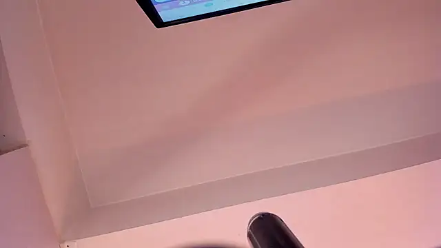 Snapshot of rubyrouge__ chatting on October 25, 2025, 7:36 pm rubyrouge online show from October 25, 2025, 7:36 pm