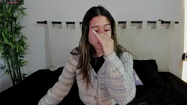 Rachell criss online show from March 17, 2026, 4:15 am