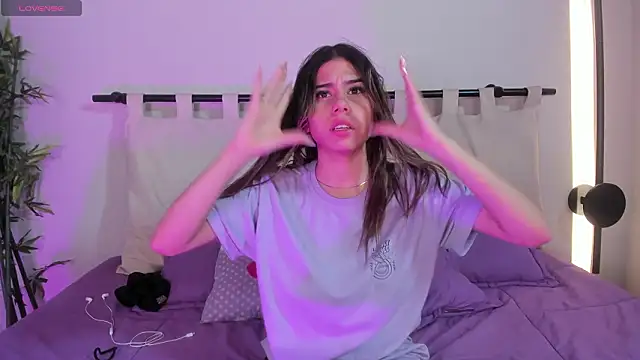 Rachell criss online show from February 28, 2026, 4:12 am