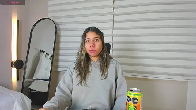 Rachell criss online show from January 17, 2026, 3:54 am