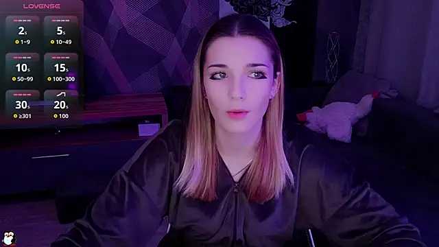 Snapshot of Sandy_Belle chatting on November 9, 2025, 4:33 pm Sandy Belle online show from November 9, 2025, 4:33 pm