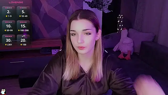 Snapshot of Sandy_Belle chatting on November 29, 2025, 5:46 pm Sandy Belle online show from November 29, 2025, 5:46 pm