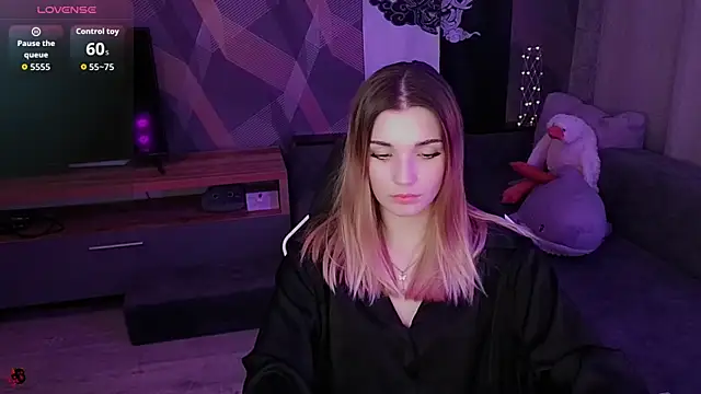 Snapshot of Sandy_Belle chatting on December 3, 2025, 8:08 pm Sandy Belle online show from December 3, 2025, 8:08 pm