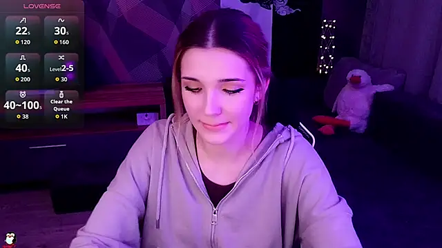 Snapshot of Sandy_Belle chatting on October 16, 2025, 9:23 pm Sandy Belle online show from October 16, 2025, 9:23 pm