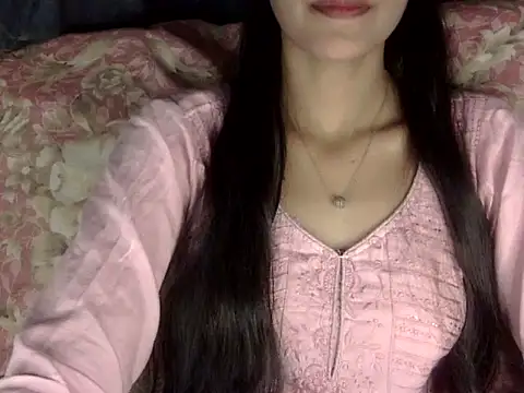 zara Khan0 online show from November 7, 2025, 3:05 pm