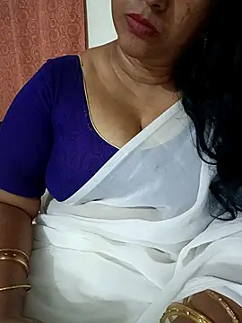 Swetyhoney online show from September 24, 2025, 4:46 pm