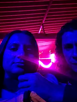 Snapshot of JackAndRosse_ chatting on March 4, 2026, 5:04 am JackAndRosse online show from March 4, 2026, 5:04 am