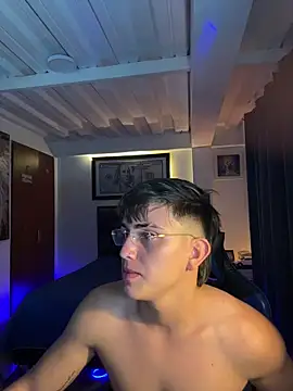 Snapshot of Justin_trevor1 chatting on October 21, 2025, 1:16 am Justin trevor1 online show from October 21, 2025, 1:16 am