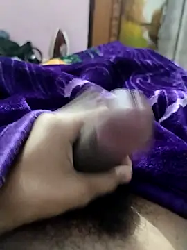 Snapshot of saneer69tew chatting on December 2, 2025, 3:52 am saneer69tew online show from December 2, 2025, 3:52 am