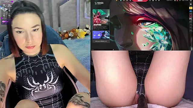 NicoleFerrel online show from July 24, 2026, 2:57 pm