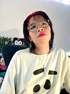 Snapshot of dolliette24 chatting on November 13, 2025, 9:19 pm dolliette24 online show from November 13, 2025, 9:19 pm