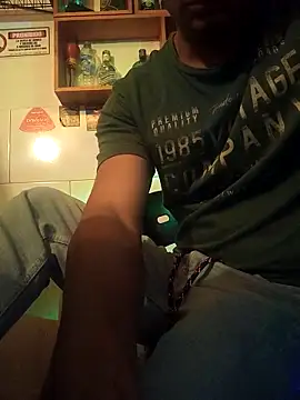 Snapshot of vboli08 chatting on October 17, 2025, 1:42 am vboli08 online show from October 17, 2025, 1:42 am