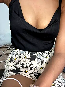 Snapshot of lovely_dhodi chatting on September 28, 2025, 10:06 pm lovely dhodi online show from September 28, 2025, 10:06 pm