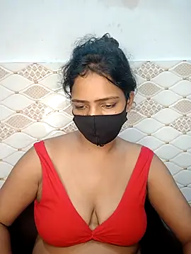 Snapshot of SonY-CaM2 chatting on May 7, 2026, 7:39 pm SonY-CaM2 online show from May 7, 2026, 7:39 pm