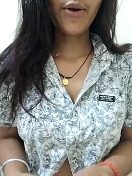 Snapshot of Raj-kumari chatting on July 1, 2026, 4:13 am Raj-kumari online show from July 1, 2026, 4:13 am