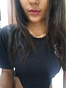 Snapshot of Raj-kumari chatting on May 31, 2026, 6:09 pm Raj-kumari online show from May 31, 2026, 6:09 pm