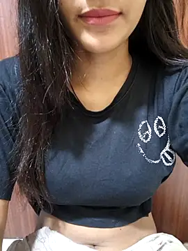 Snapshot of Raj-kumari chatting on July 15, 2026, 12:39 am Raj-kumari online show from July 15, 2026, 12:39 am