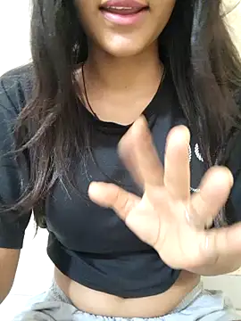 Snapshot of Raj-kumari chatting on July 5, 2026, 4:06 am Raj-kumari online show from July 5, 2026, 4:06 am