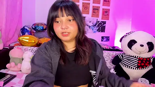 Lolii Zoe online show from March 13, 2026, 12:37 am