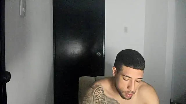 Snapshot of ThiagoLugo chatting on May 28, 2026, 2:41 am ThiagoLugo online show from May 28, 2026, 2:41 am