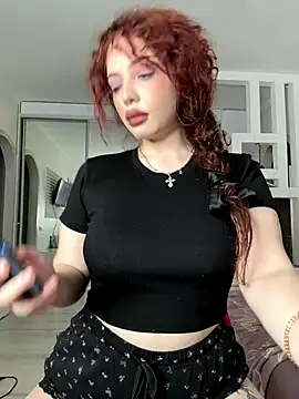 Snapshot of Hannah_xBaby chatting on October 16, 2025, 10:01 am Hannah xBaby online show from October 16, 2025, 10:01 am