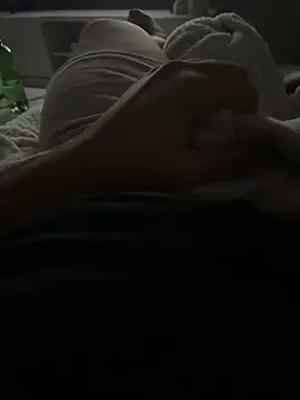 Snapshot of Mrdim26 chatting on October 31, 2025, 11:22 pm Mrdim26 online show from October 31, 2025, 11:22 pm