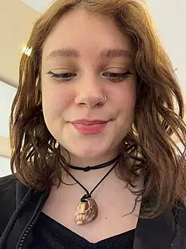 Snapshot of lucy-joy chatting on June 18, 2026, 10:20 am lucy-joy online show from June 18, 2026, 10:20 am