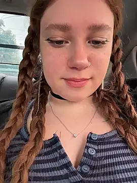 Snapshot of lucy-joy chatting on July 29, 2026, 10:03 am lucy-joy online show from July 29, 2026, 10:03 am